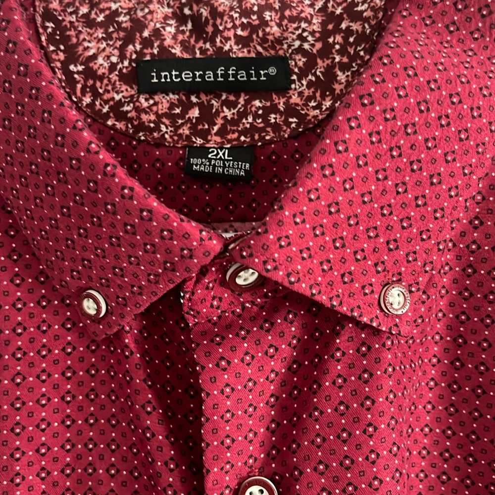 Mens Interaffair short sleeve, button up shirt.